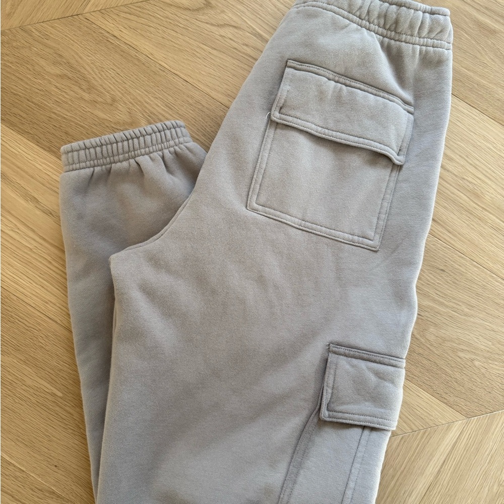 Aritzia Light Gray Joggers